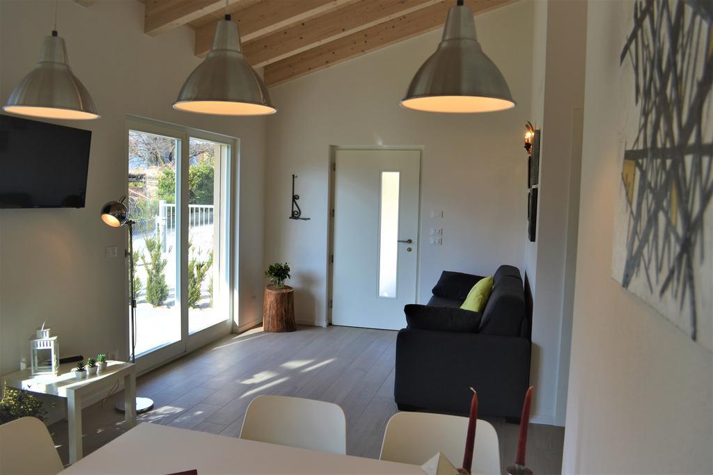 La Gazza Ladra Apartments - Garda Chill Out Drena Exteriör bild